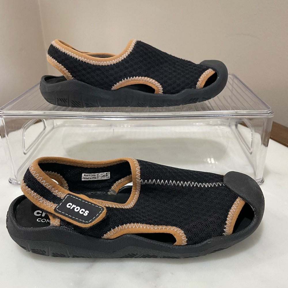 CROCS Swiftwater Mesh Kids Black and Tan Shoes